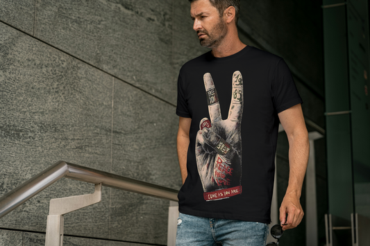 PEACE AND LOVE TEE